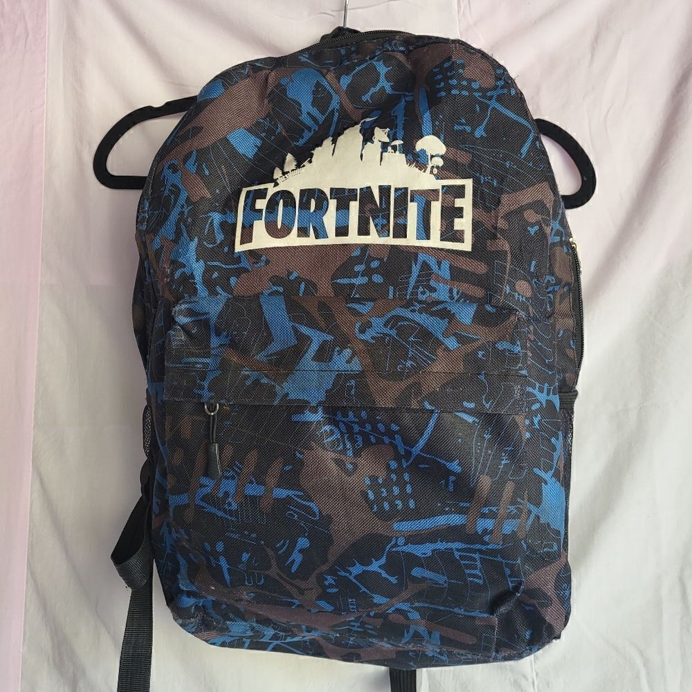 ‎Fortnite Backback - Picture 2 of 11